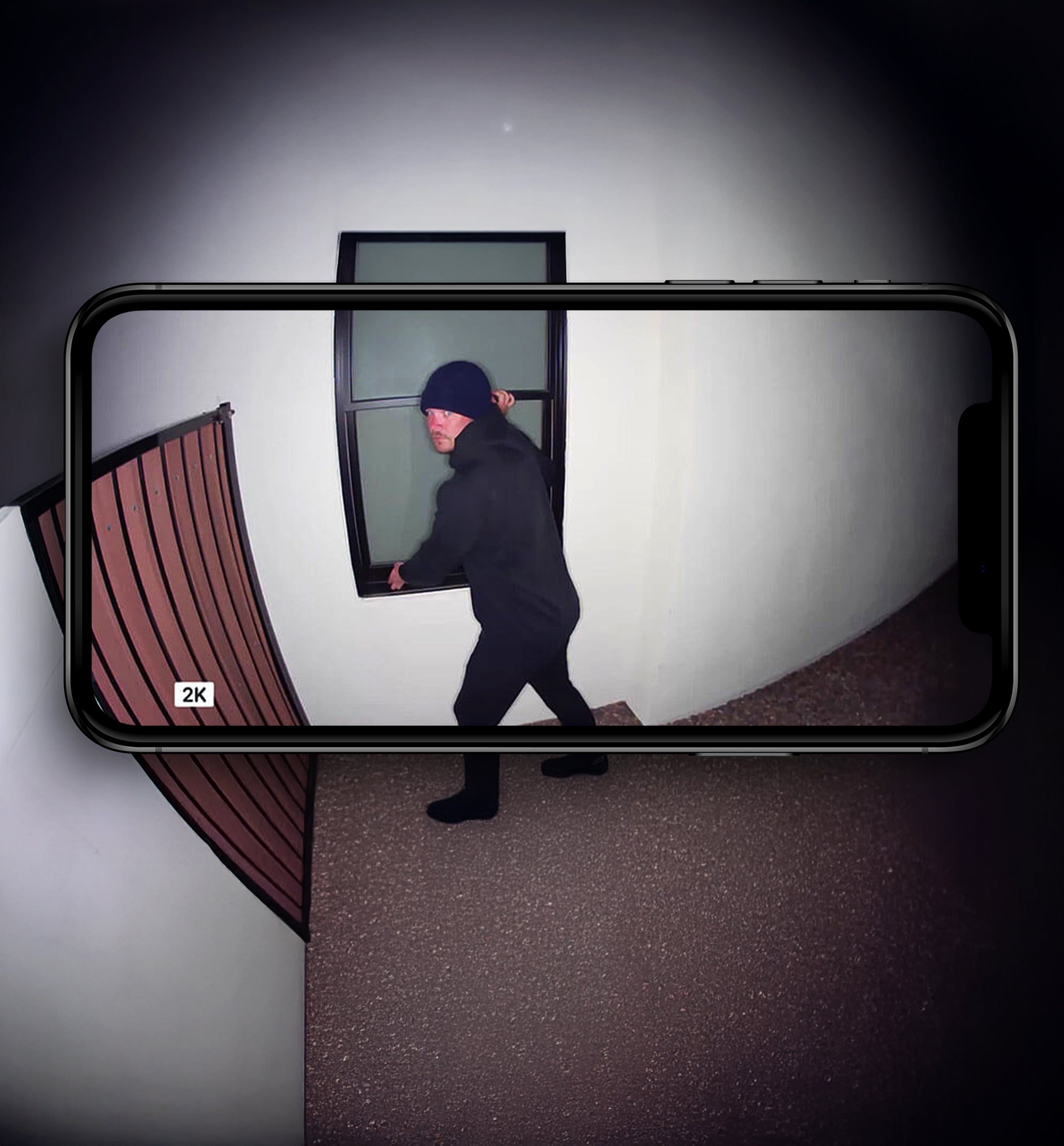 Burglary trying to open window displaying in 2K on phone